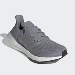 Adidas Ultra Boost 21 - men’s size 9